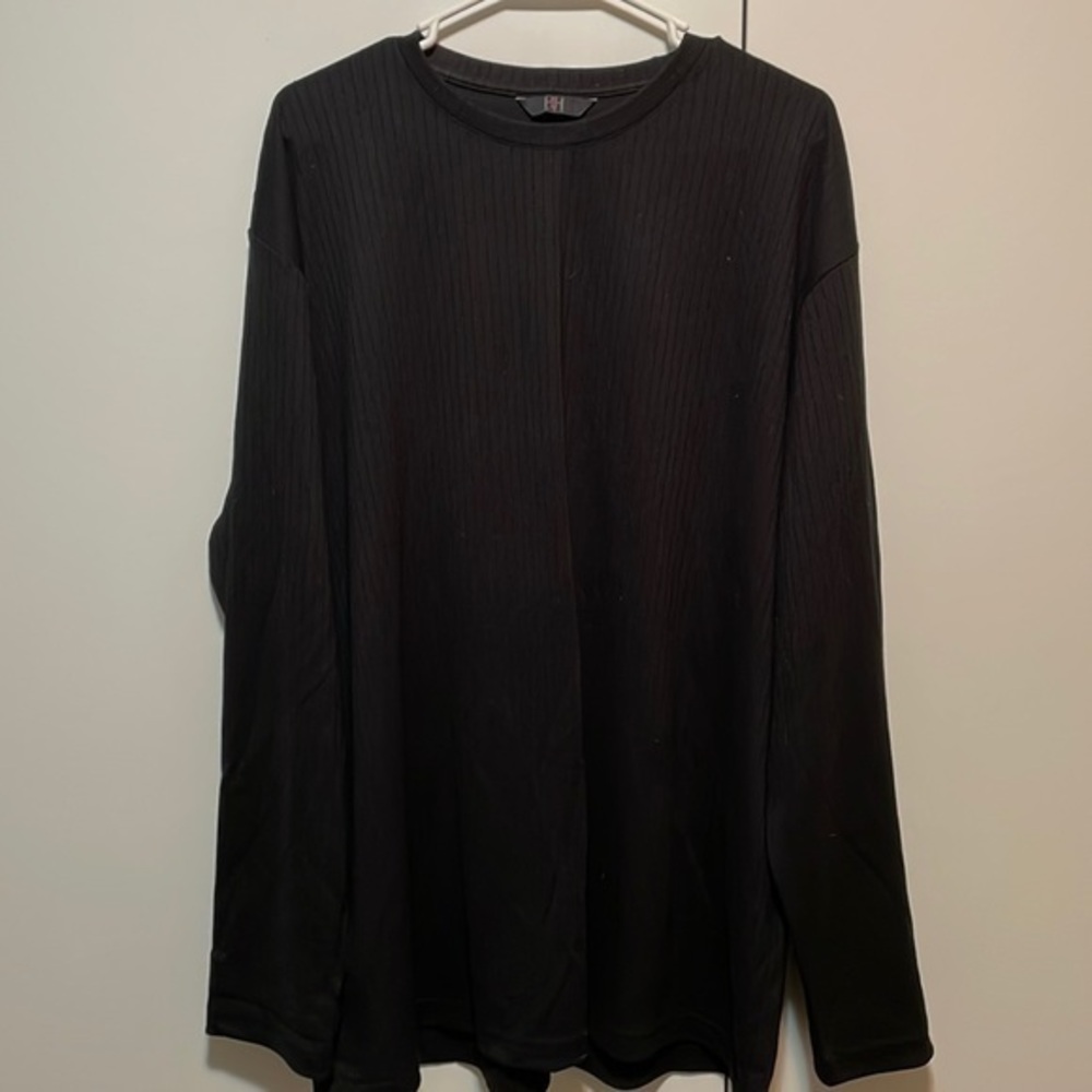 Mens long sleeved black shirt
